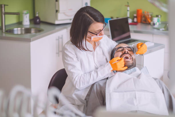 Best Holiday Emergency Dentist in Mccordsville, IN